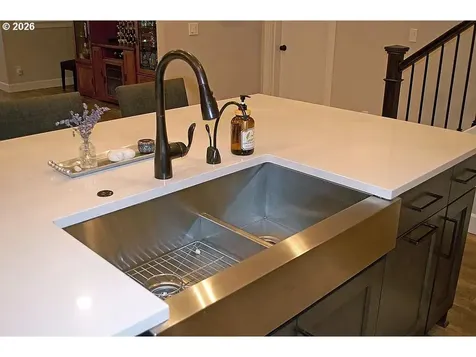 14159 Quail Court Oregon City OR 97045