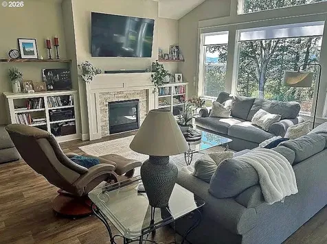 14159 Quail Court Oregon City OR 97045
