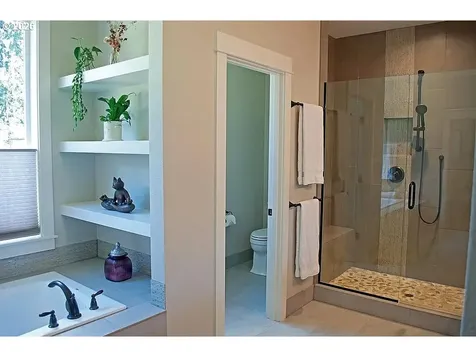 14159 Quail Court Oregon City OR 97045