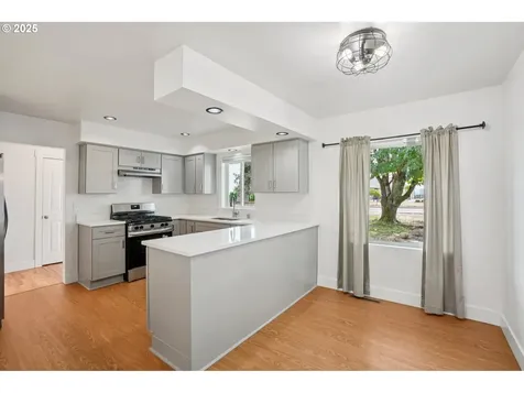 1946 SE Miller Avenue Dallas OR 97338