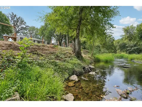 1946 SE Miller Avenue Dallas OR 97338