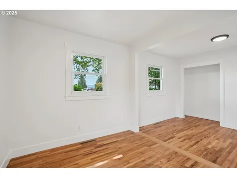 1946 SE Miller Avenue Dallas OR 97338