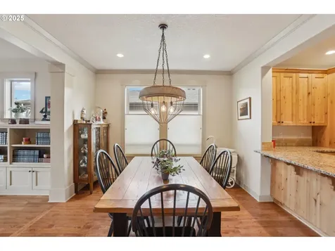 520 Yapa Drive Silverton OR 97381