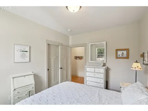 520 Yapa Drive Silverton OR 97381