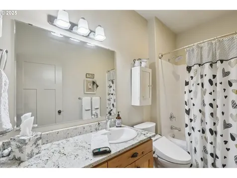 520 Yapa Drive Silverton OR 97381