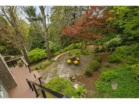 1727 SW Westwood Drive Portland OR 97239