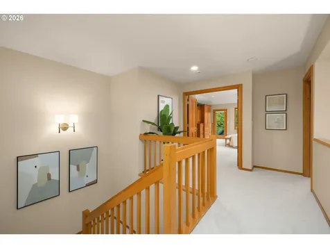 1727 SW Westwood Drive Portland OR 97239