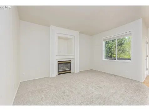 8401 SW Cedarcrest Street Portland OR 97223