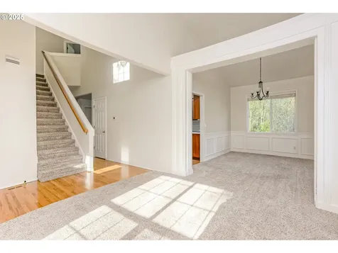 8401 SW Cedarcrest Street Portland OR 97223