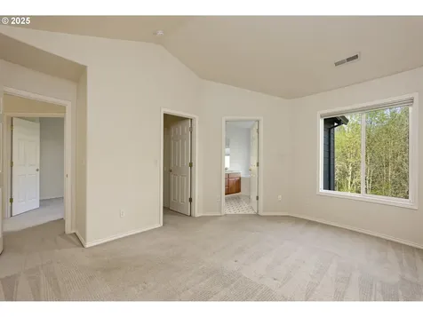 8401 SW Cedarcrest Street Portland OR 97223