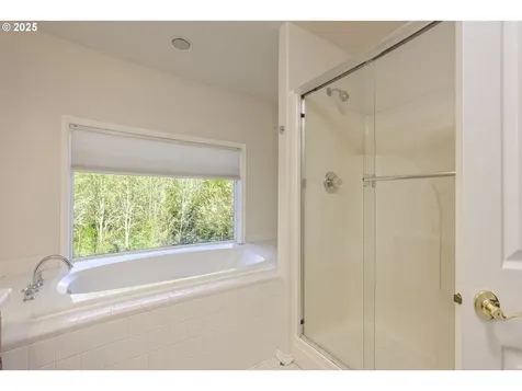 8401 SW Cedarcrest Street Portland OR 97223