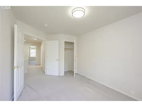 8401 SW Cedarcrest Street Portland OR 97223