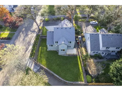 8401 SW Cedarcrest Street Portland OR 97223