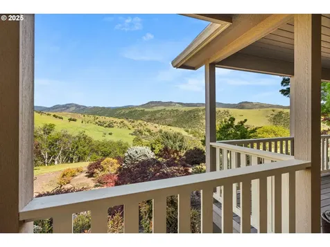 2809 Dead Indian Memorial Road Ashland OR 97520