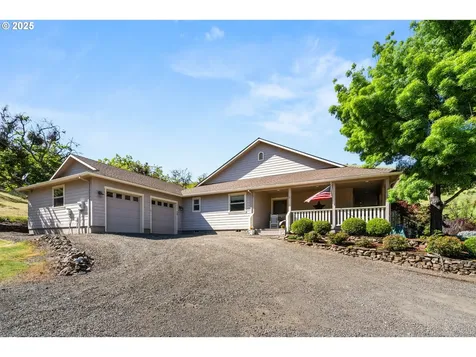 2809 Dead Indian Memorial Road Ashland OR 97520
