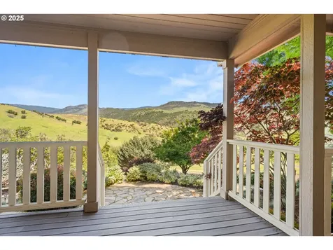 2809 Dead Indian Memorial Road Ashland OR 97520
