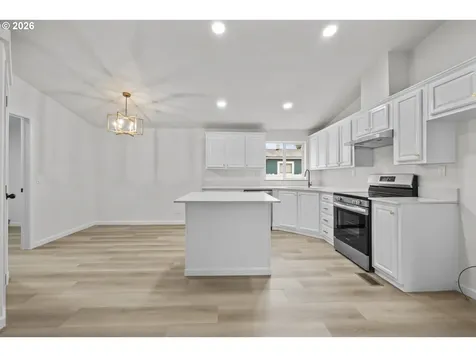 20983 Brentwood Court Donald OR 97020