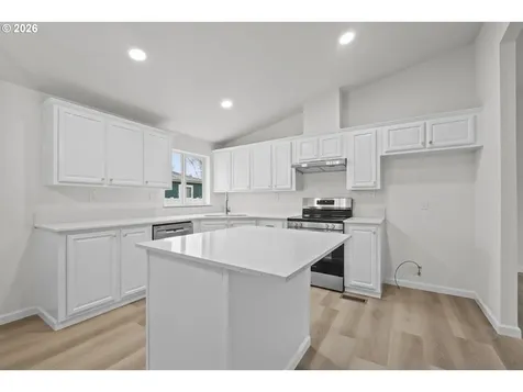 20983 Brentwood Court Donald OR 97020