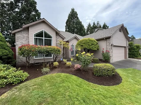 542 Lakefair Place N Keizer OR 97303