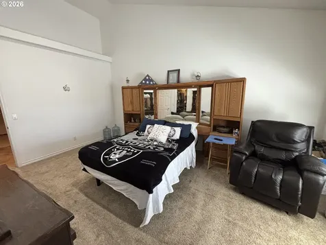 542 Lakefair Place N Keizer OR 97303