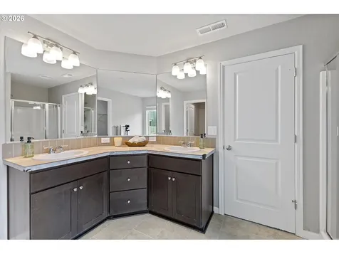 3718 NE Kingbird Street Camas WA 98607