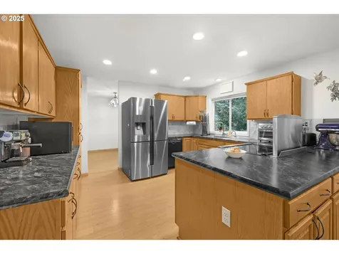 11484 SE Idyllwild Court Clackamas OR 97015