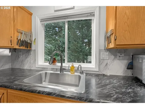 11484 SE Idyllwild Court Clackamas OR 97015