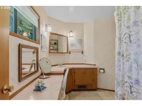 1807 243rd Lane Ocean Park WA 98640