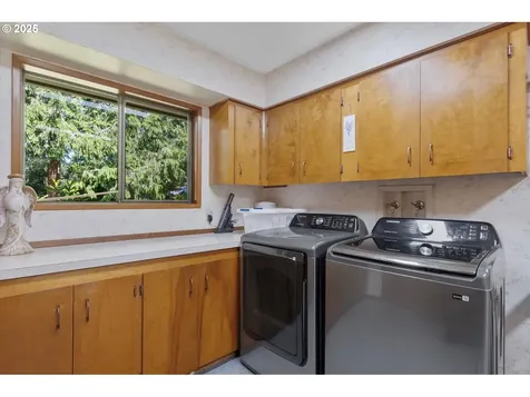 1807 243rd Lane Ocean Park WA 98640