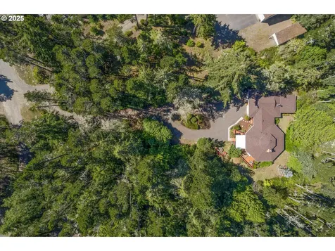 1807 243rd Lane Ocean Park WA 98640