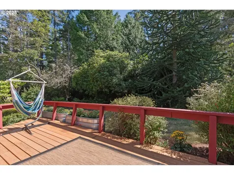 1807 243rd Lane Ocean Park WA 98640