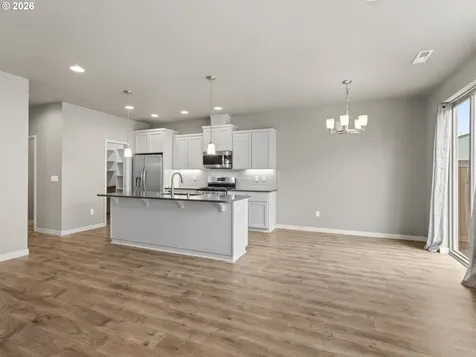12209 NE 115th Street Vancouver WA 98682