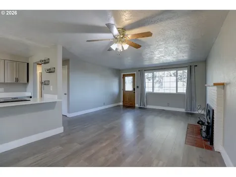 1012 Whitman Court The Dalles OR 97058