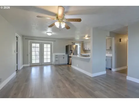 1012 Whitman Court The Dalles OR 97058