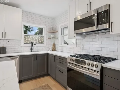 1714 NE 55th Avenue Portland OR 97213