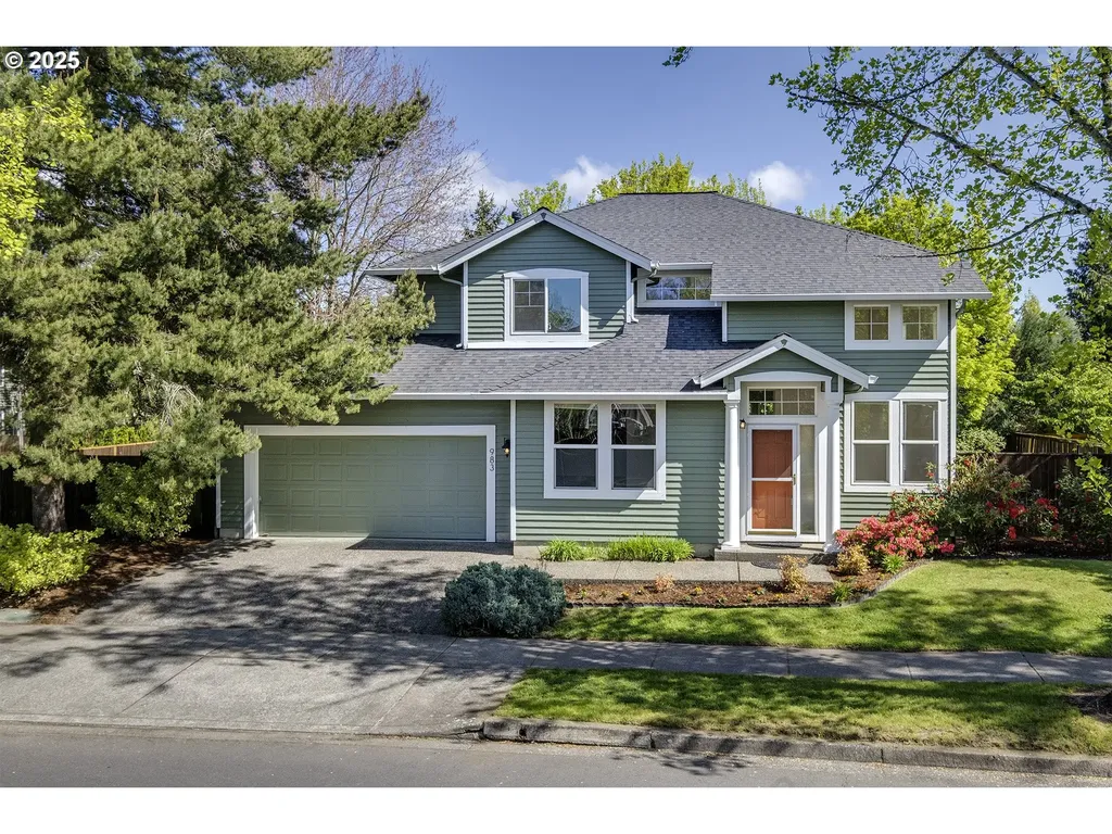983 NE Rogahn Street Hillsboro OR 97124