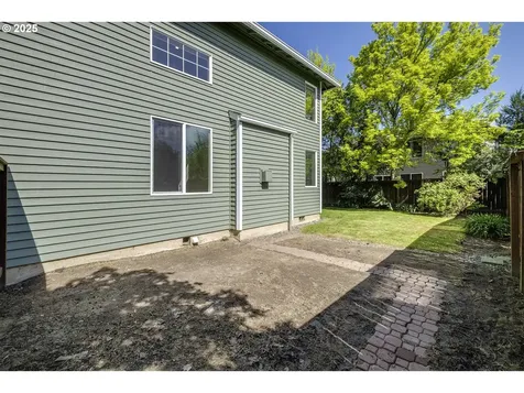 983 NE Rogahn Street Hillsboro OR 97124