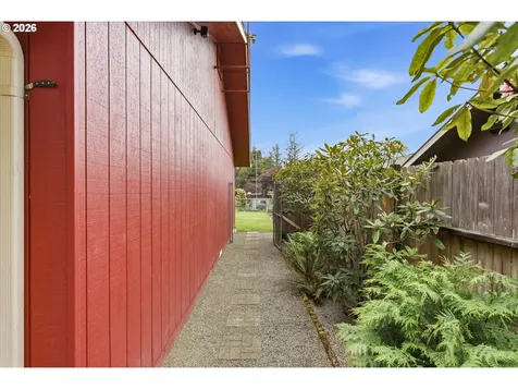 425 Radar Road Coos Bay OR 97420