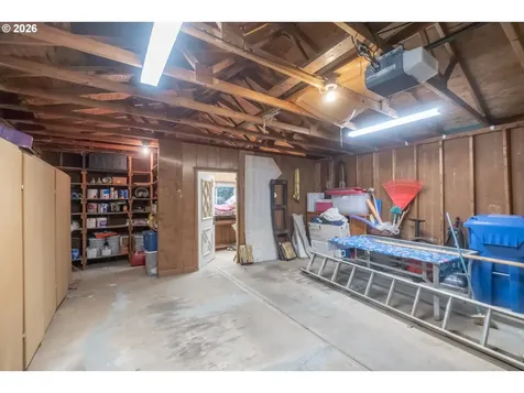 2120 Robins Lane SE Salem OR 97306