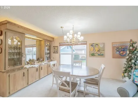 2120 Robins Lane SE Salem OR 97306