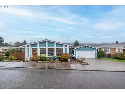 2120 Robins Lane SE Salem OR 97306