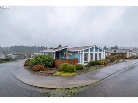 2120 Robins Lane SE Salem OR 97306
