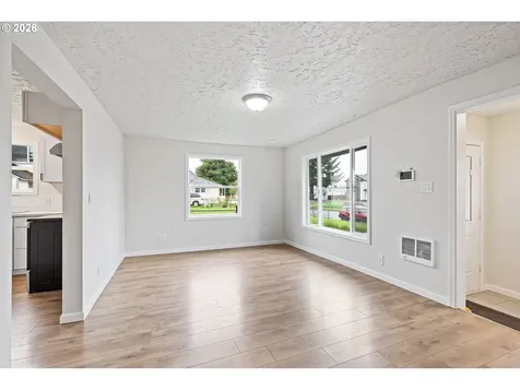 316 15th Avenue Longview WA 98632