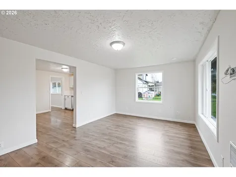 316 15th Avenue Longview WA 98632