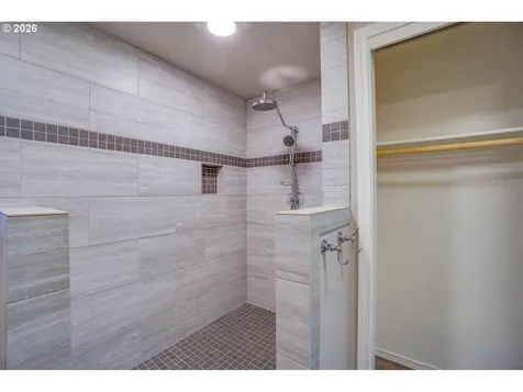 2610 Lewis River Road Woodland WA 98674