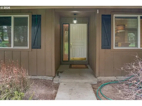 2610 Lewis River Road Woodland WA 98674