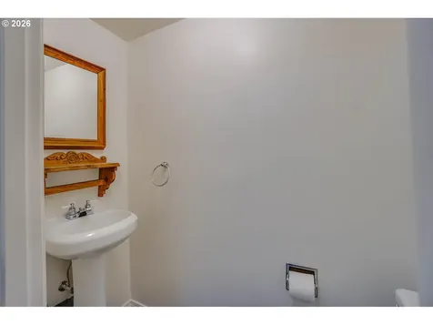2610 Lewis River Road Woodland WA 98674