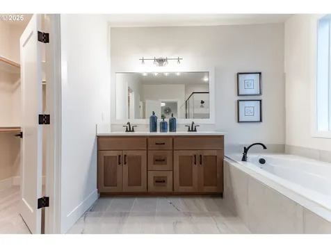 15104 SW Deepbrook Lane Portland OR 97224