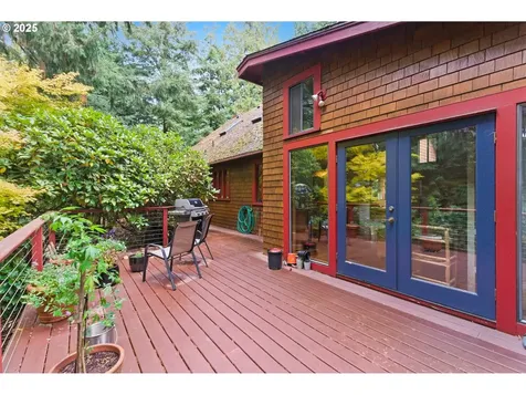 8023 SW 31st Avenue Portland OR 97219
