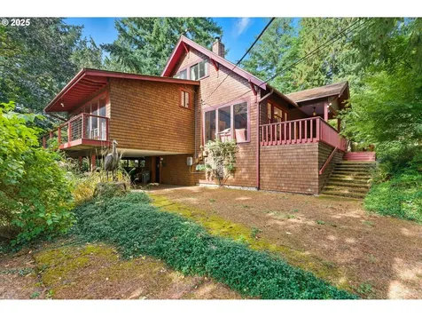 8023 SW 31st Avenue Portland OR 97219